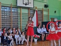 Rok szkolny 2023-2024 - 153 - Szkolna akademia z okazji 233 rocznicy uchwalenia Konstytucji 3-go Maja